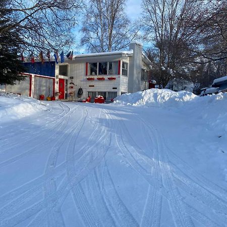 Alaska European Bed & Breakfast アンカレッジ エクステリア 写真