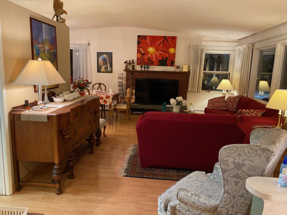 Alaska European Bed & Breakfast アンカレッジ エクステリア 写真