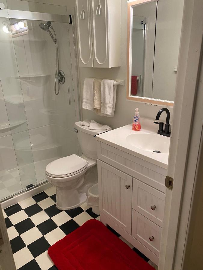 Alaska European Bed & Breakfast アンカレッジ エクステリア 写真