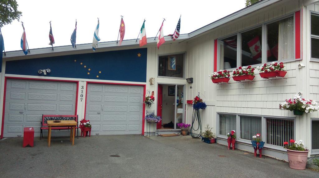 Alaska European Bed & Breakfast アンカレッジ エクステリア 写真