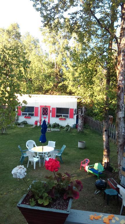 Alaska European Bed & Breakfast アンカレッジ エクステリア 写真