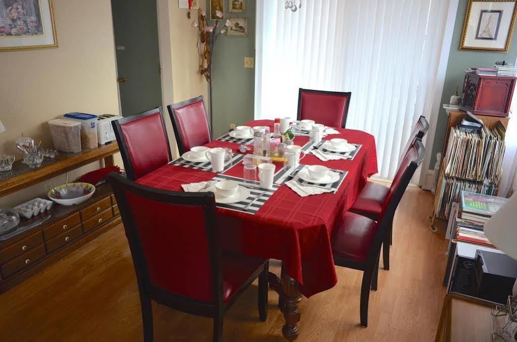 Alaska European Bed & Breakfast アンカレッジ エクステリア 写真